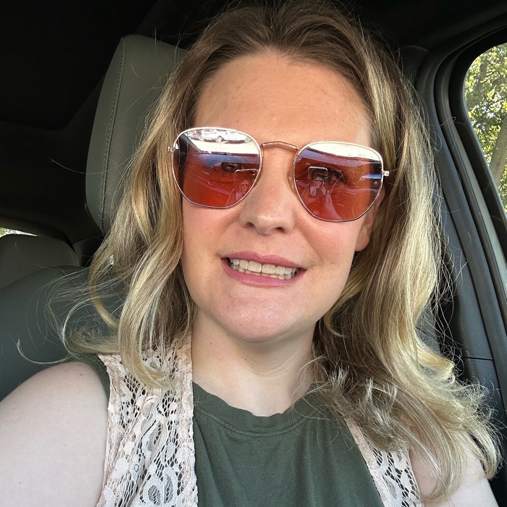 Meet your Posher, Brittany